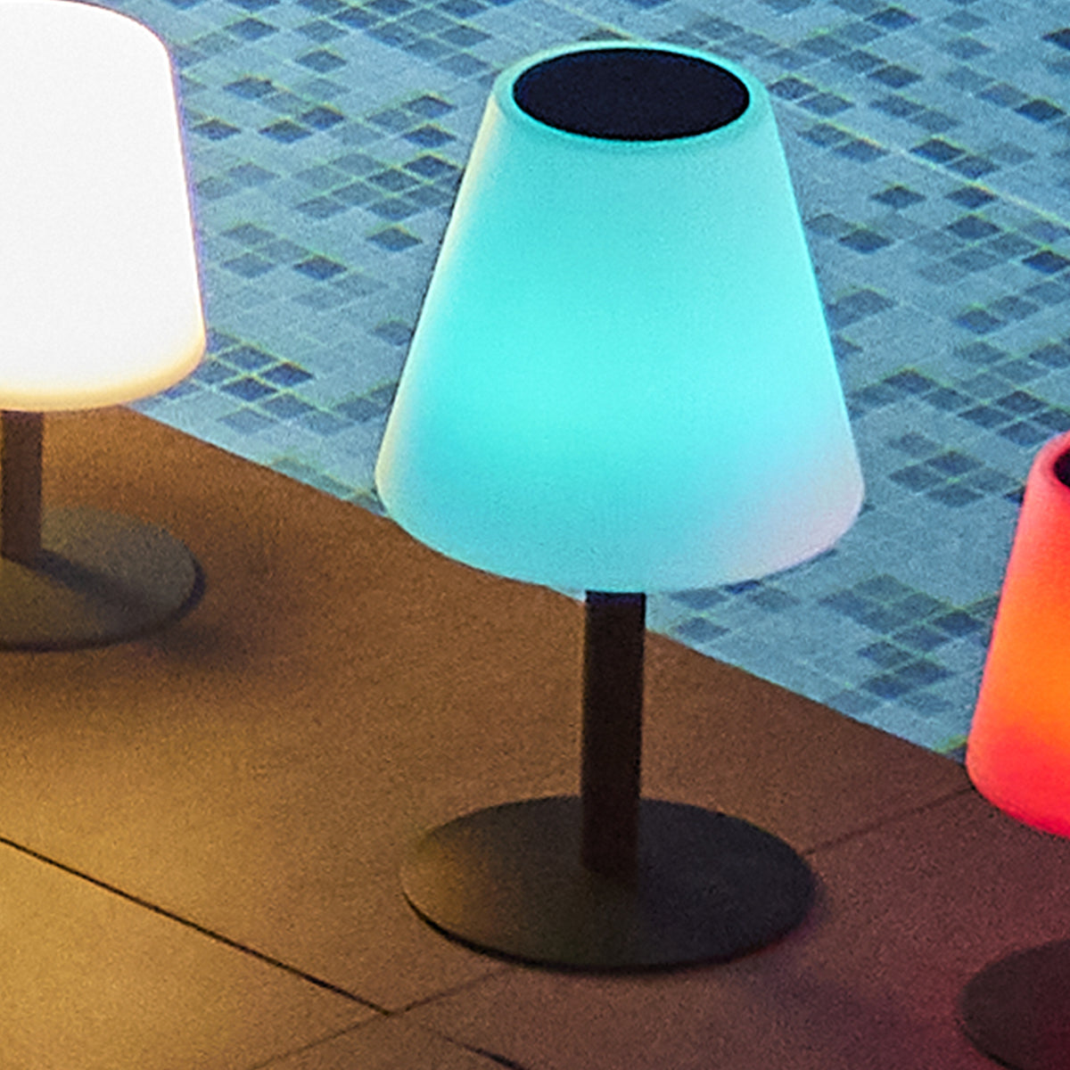 Lampe de table solaire et rechargeable LED multicolore dimmable STANDY MINI SOLAR RGB H36cm