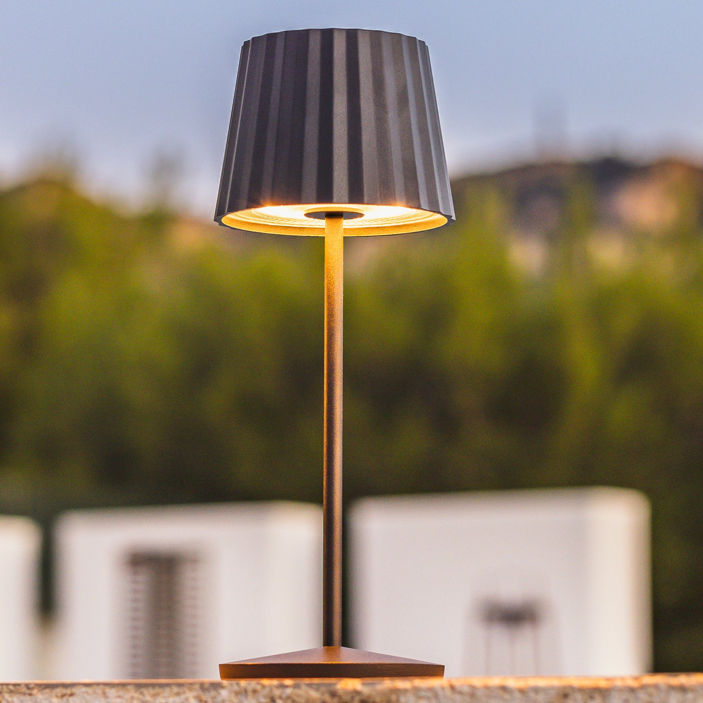 Lampe de table sans fil LED blanc chaud ABBY BLACK H30cm