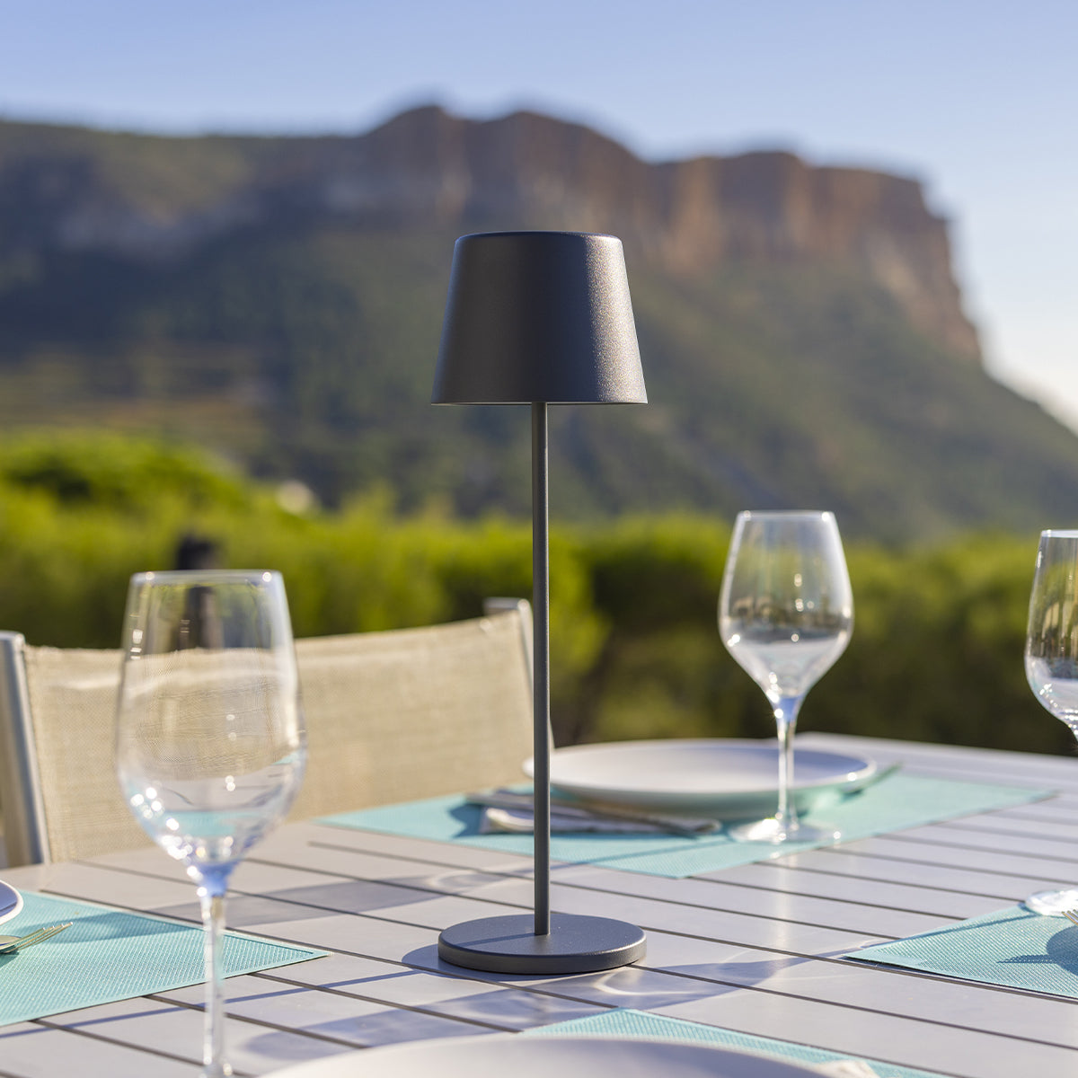 Lampe de table touch sans fil en aluminium gris KELLY ROCK LED blanc dimmable H38 cm