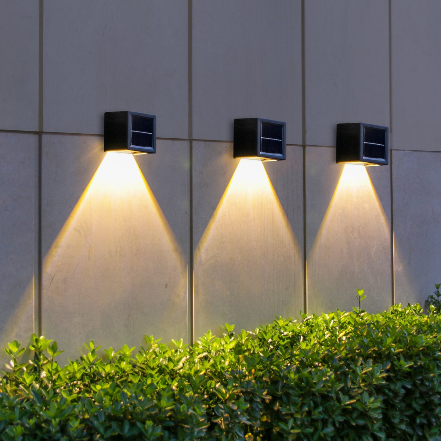 Lot de 4 appliques murales solaires LED blanc chaud/ froid 4x DAXY H6cm