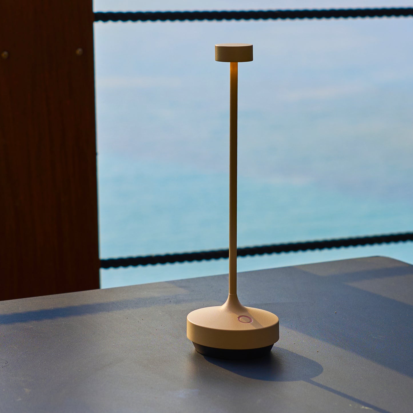 Lampe de table sans fil beige touch LED blanc chaud RUBY CREAM H25 cm